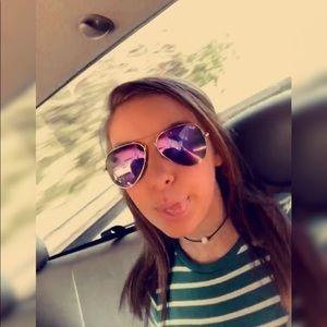 Meet your Posher, Lily